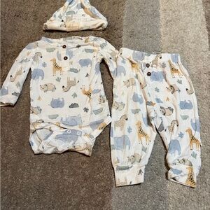 Milkberry Baby Animal Print Outfit Set- 0-3 months
